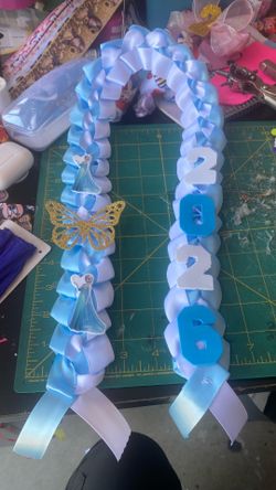 Frozen graduation leis kinder