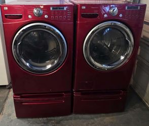 Samsung steam fresh washer and dryer with storage pedestals