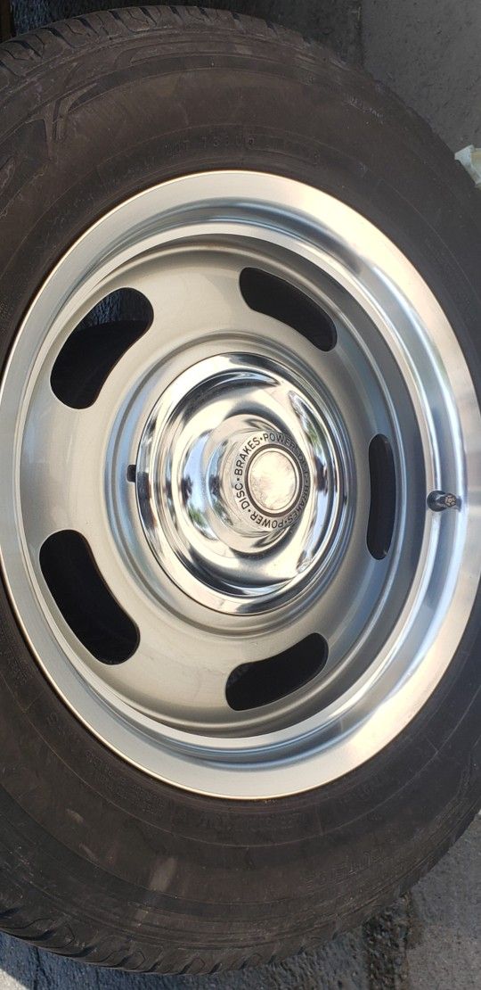 Classic Industries 17x8 Rally Wheels And Tires