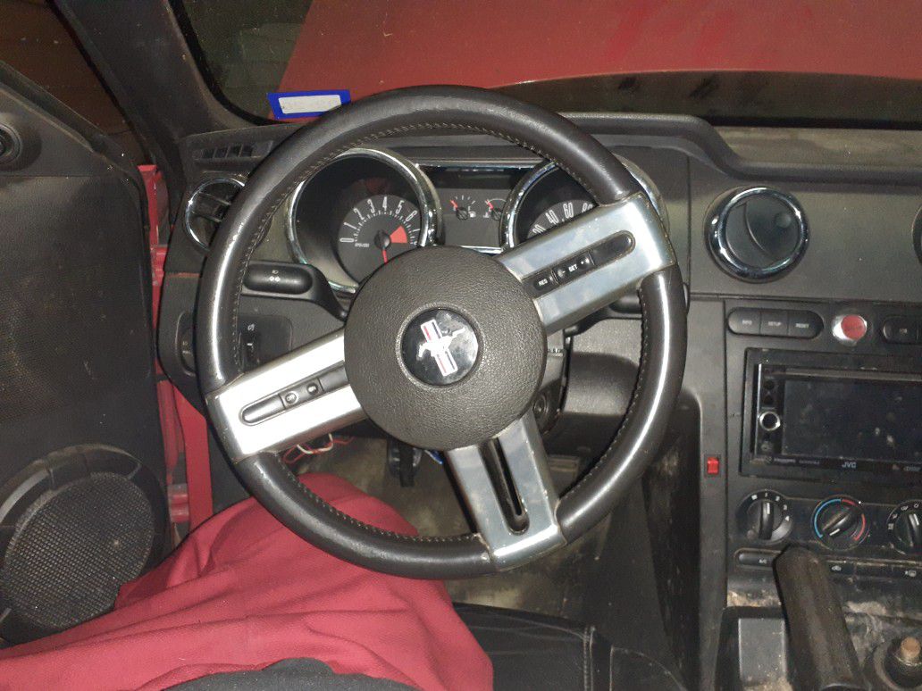 2005-2009 Mustang Gt Wheel And Airbag
