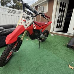 Electro & Co ETM™ RTR