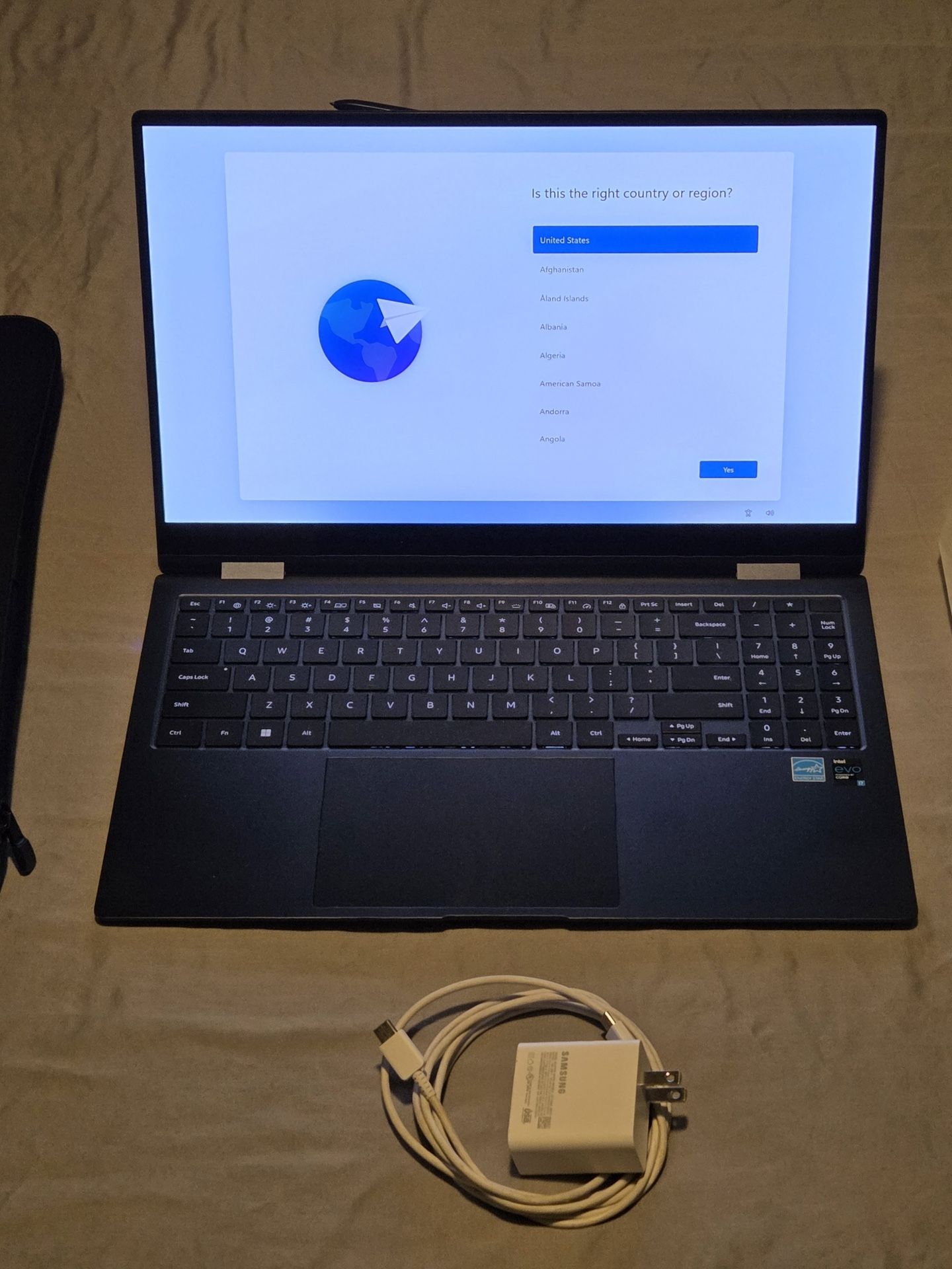 Samsung Galaxy book 3 pro 360 Navy blue 16 inch screen