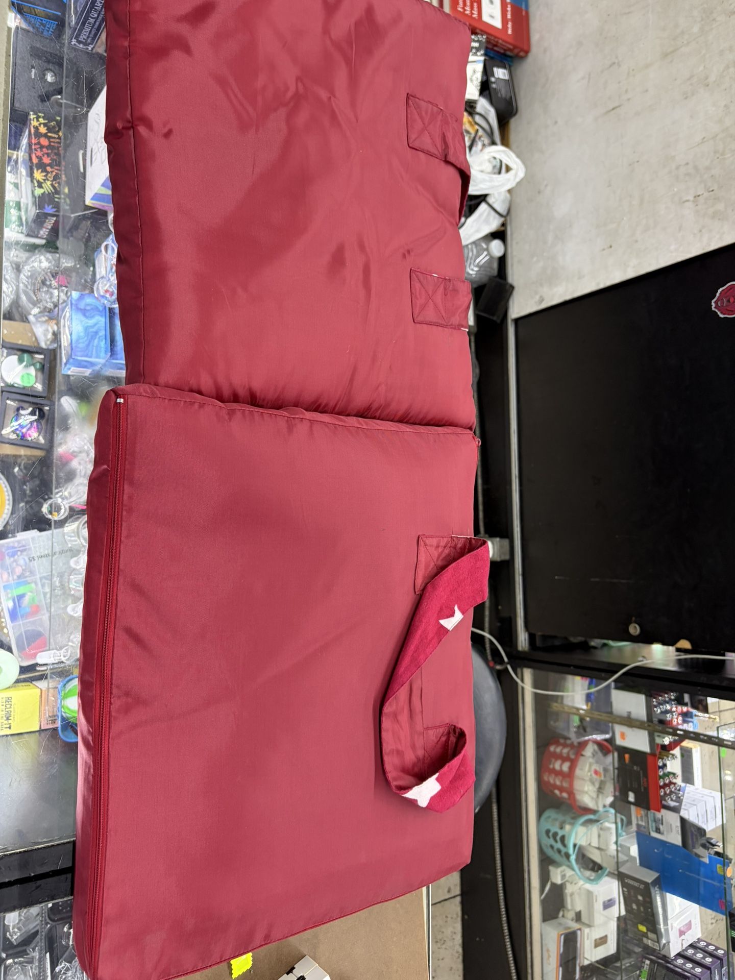 🧺 2-in-1 Foldable Picnic Mat & Tote Bag!