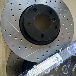 BMW X5 07-08 4.8i Front Drill Slot Rotors Brake pads