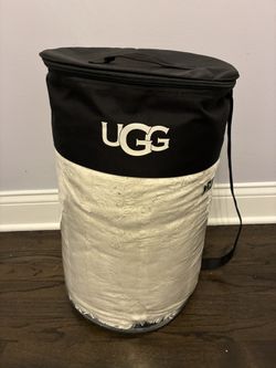 UGG Twin Size Comforter Set White