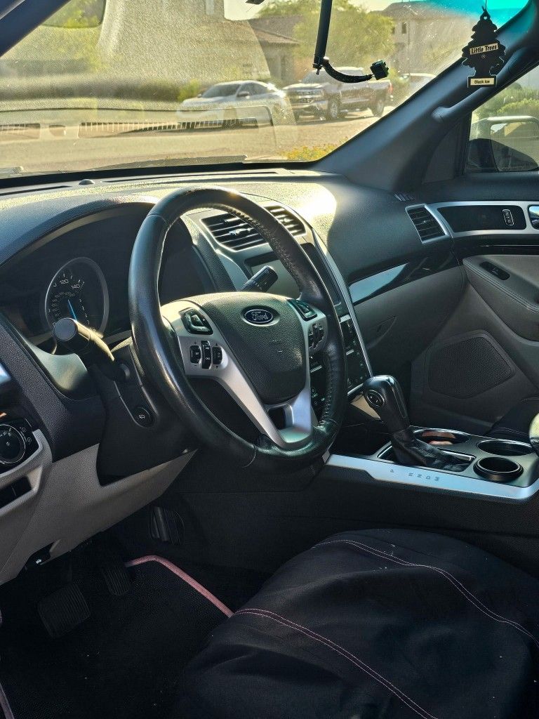2011 Ford Explorer