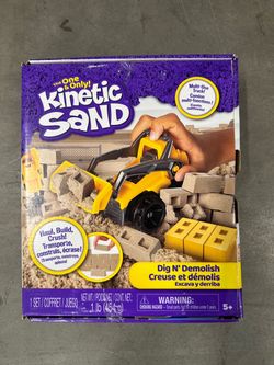 Kinetic Sand Dig N' Demolish Set