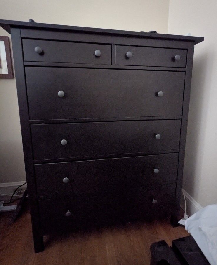 IKEA 6-drawer Dresser Black Brown 