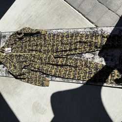 NWT Matching Hoodie & Jogger Set – Size Small