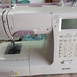 Sewing Machine Kenmore (Model(contact info removed) )6400