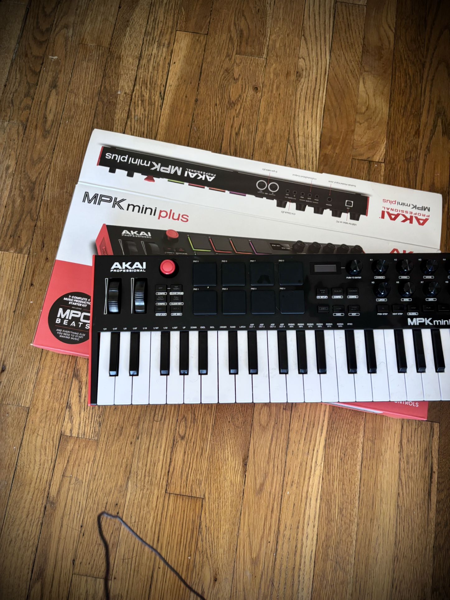 Akai MPK Mini Plus