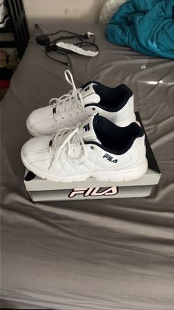 FILA Fulcrum 3 white and blue like new $20.