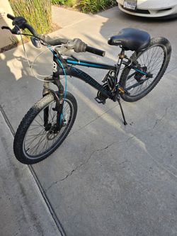 24 Inch Schwinn Sidewinder bike