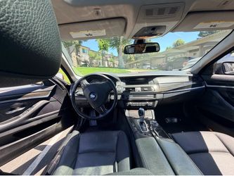 2011 BMW 535i