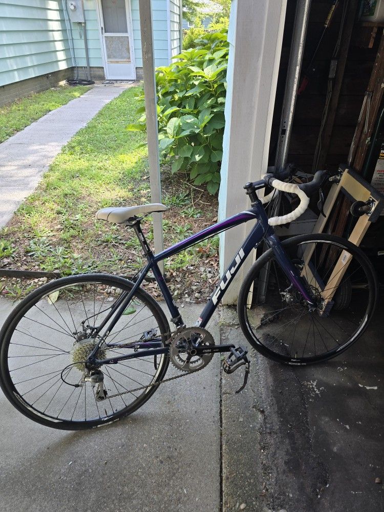 Fuji Women's Road Bike