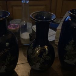 Vases three