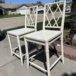 Brand New. Counter 🪑. Retails Over $450