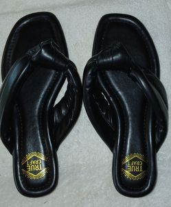 True Craft Bandy Knot thong flip flop Sandals Black 8M