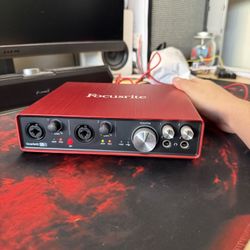 Focusrite Scarlett 6i6 Audio Interface
