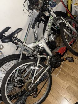 2 Mountain Bikes