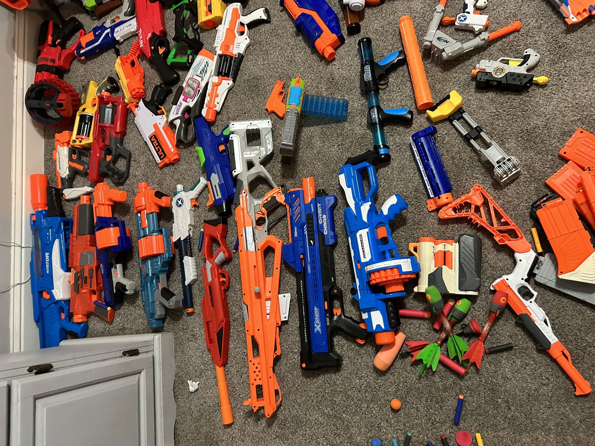 NEW!!Nerf Roblox MM2 Dartbringer Dart Blaster Toy for Sale in Laguna  Niguel, CA - OfferUp