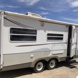 2006 Keystone Outback RV Trailer