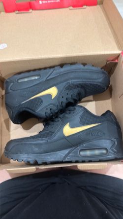 NIKE Air Max 90 Essential Black Gold