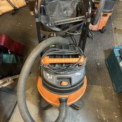 Ridgid Shop Vac, Like New