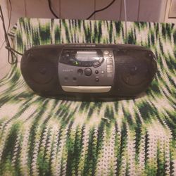 Boom Box Everything Works Great 