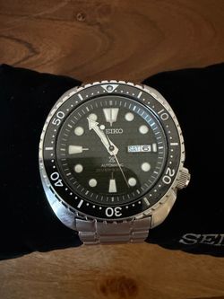 Seiko Prospex SRPE05 King Turtle green grenade
