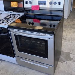 30” FRIGIDAIRE Stainless Steel 220 volts Electric Stove 