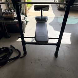 Weight Bench 