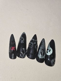 Halloween press on nails set