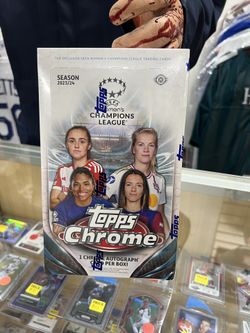 2023-24 Topps Chrome UEFA Women’s Champions League Soccer Hobby Box