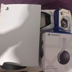 Disc Version PlayStation 5 w/ 3D Headset & Charging Dock