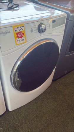 Bonita secadora de gas marca whirpool