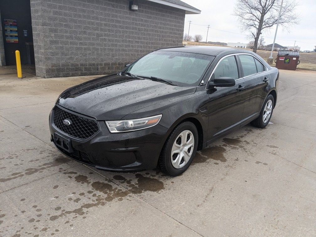 2019 Ford Taurus