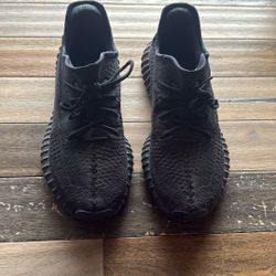 Yeezy Men’s Sneaker - Black - US 10.5