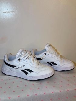 UNISEX Reebok white & black sneakers ⟢ Size 7 ⟢ Worn once