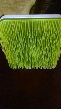 Grass bottle holder good condition