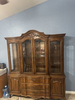 VINTAGE CHINA CABINET