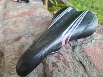 GIANT VELO SEAT SADDLE
