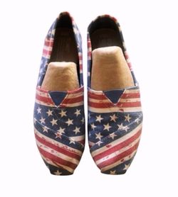 Women’s Toms Slip On Shoes American Flag Red White Blue 9.5