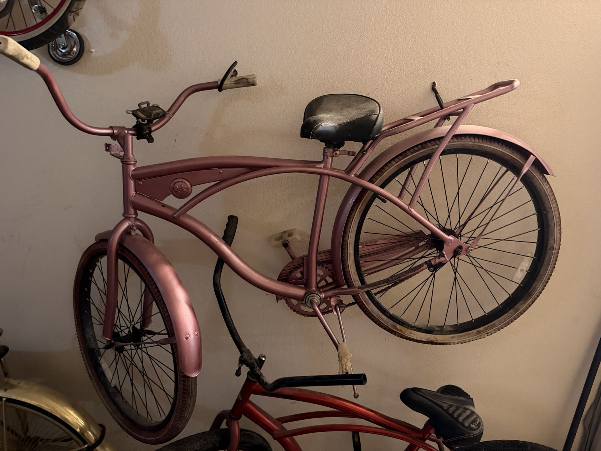 Huffy Pearlescent pink Beach cruiser
