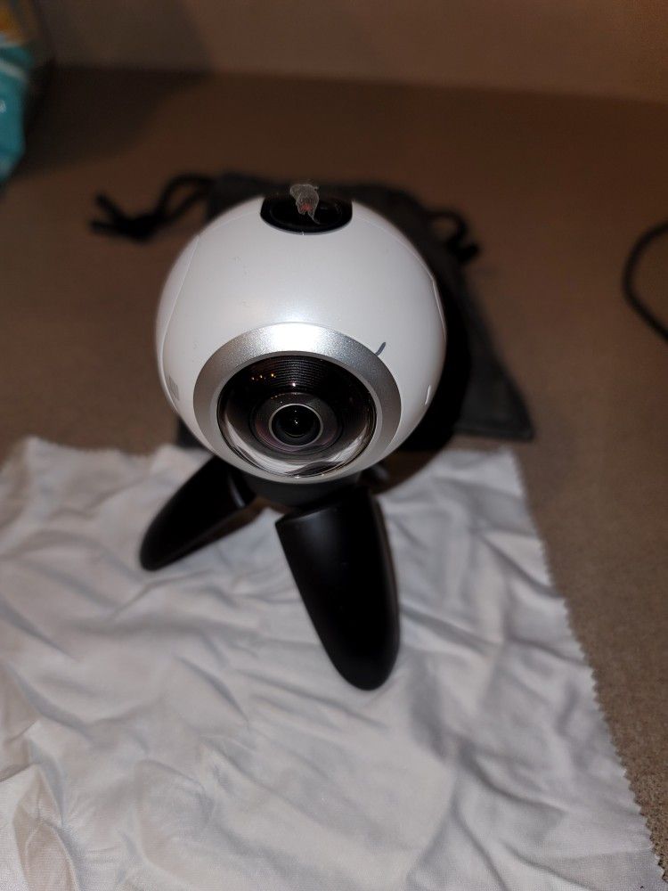 Samsung Gear 360 Camera