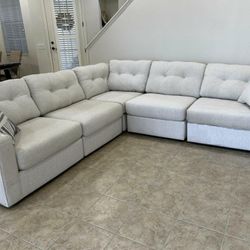 Modular Sectional sofa