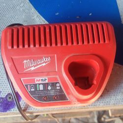 Milwaukee M12  Battery Charger