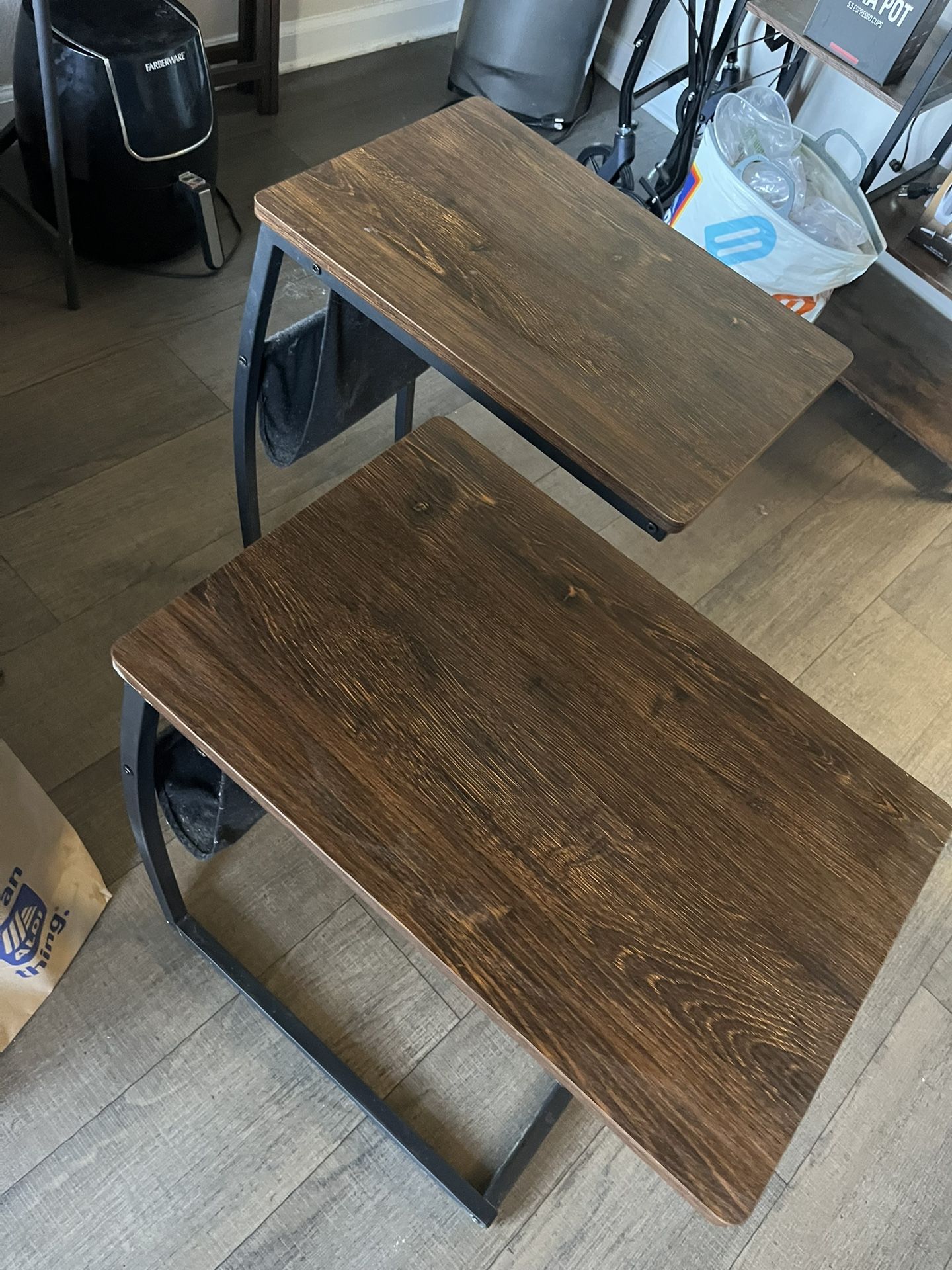 2 End Tables 