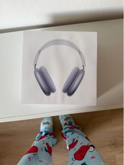 Air pod max (purple)