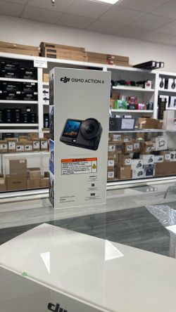 DJI Osmo Action 6 Adventure Combo